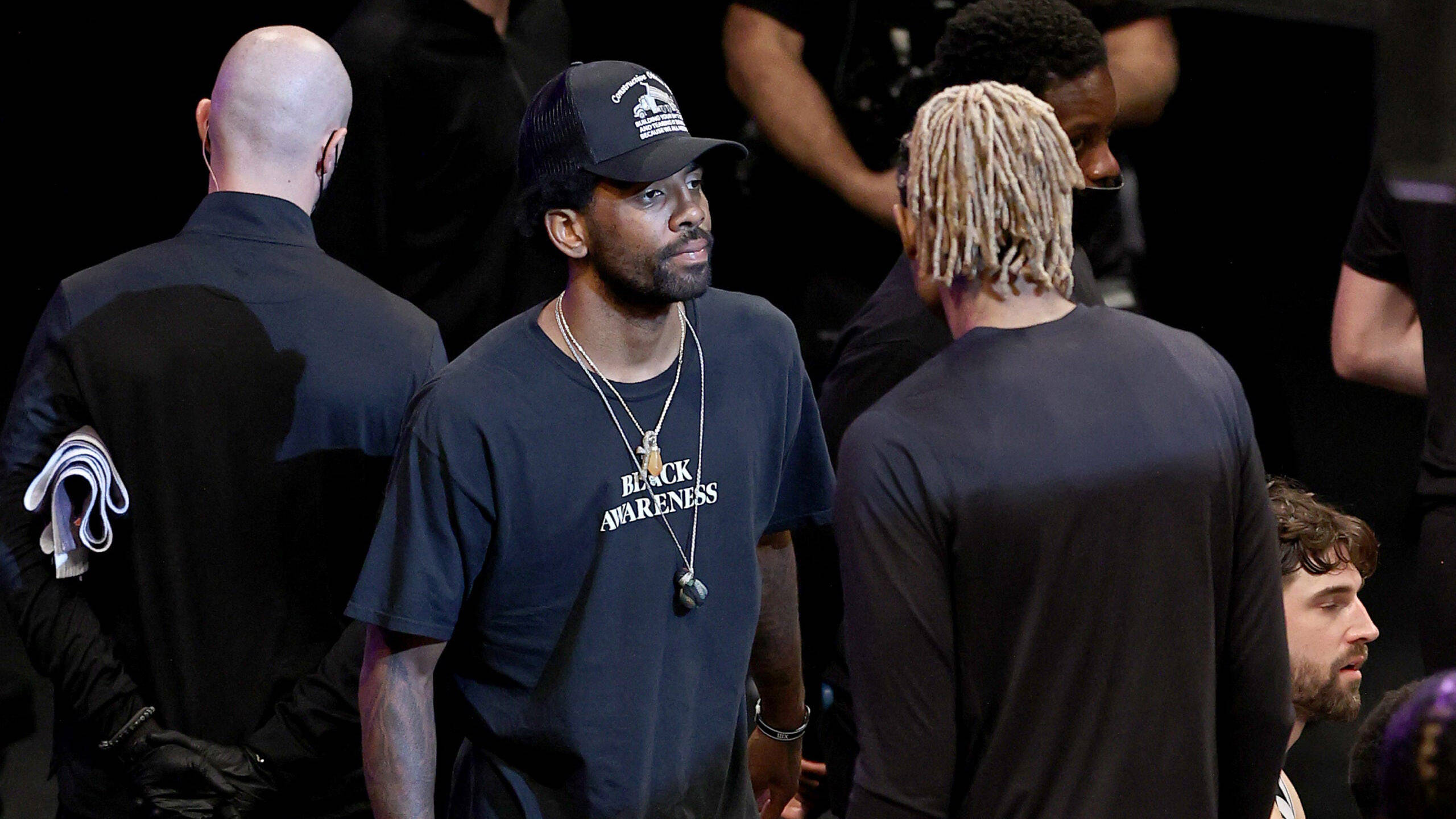 开云体育注册登录重返赛场引发热议！，萨拉赫在SKT比赛中持续失利引发球迷热议的简单介绍